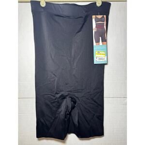 Assets by Spanx Lightweight shaping tummy control dig free waistband XL